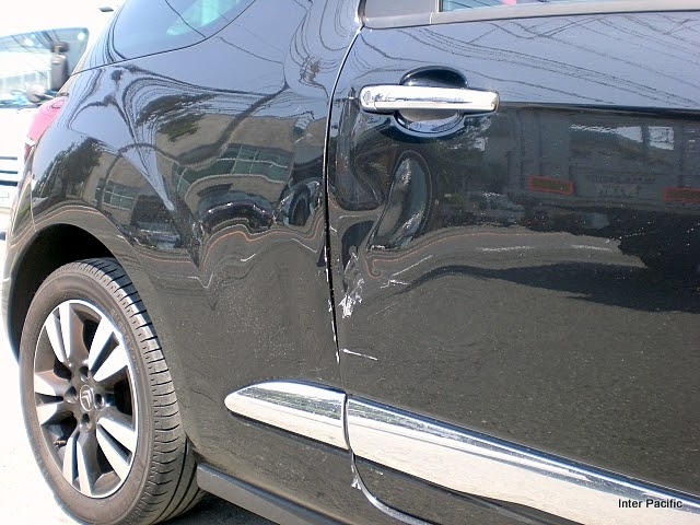 車 の ドア ぶつけ た 塗装 修理