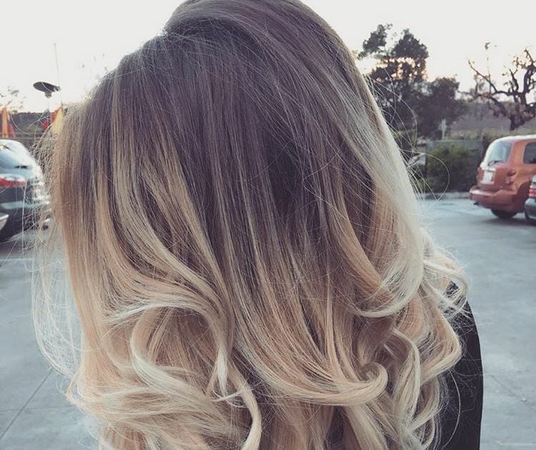 Haare balayage blond glatte Ombre Hair