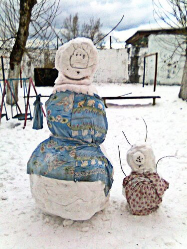 Весенние снеговики Весенние снеговики