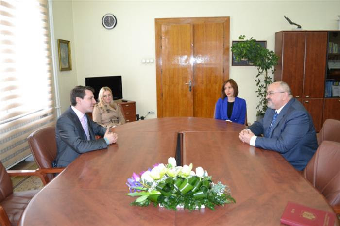 Principele Nicolae, în județele Cluj, Hunedoara, Arad și Timiș Principele Nicolae, în județele Cluj, Hunedoara, Arad și Timiș