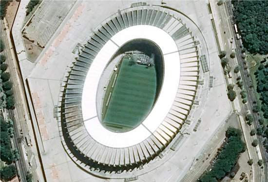 Estádios da Copa são fotografados do espaço
