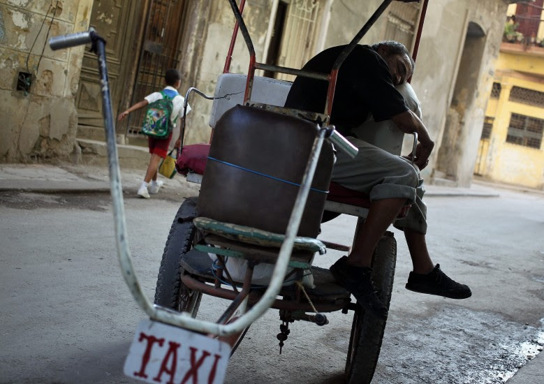 Bicitaxi en La Habana
