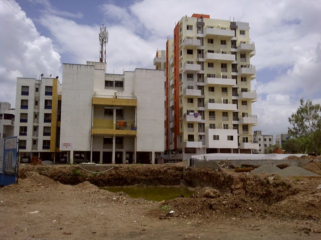Excavation of the plot of E Wing of Sneha Paradise, near Warje Police Station, Warje, Pune 411 052