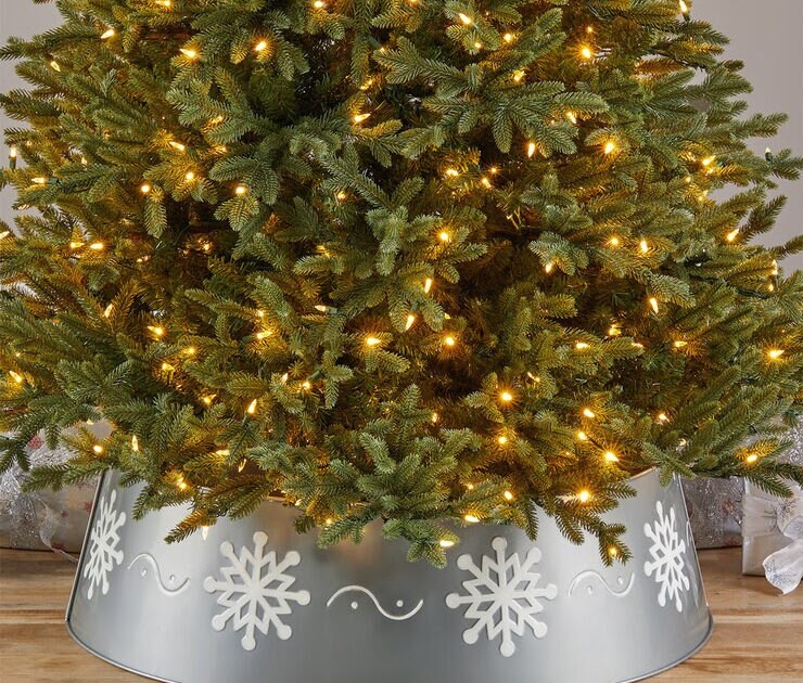 Reject Shop Christmas Tree Skirt - My Vintage Shiny Brite Christmas