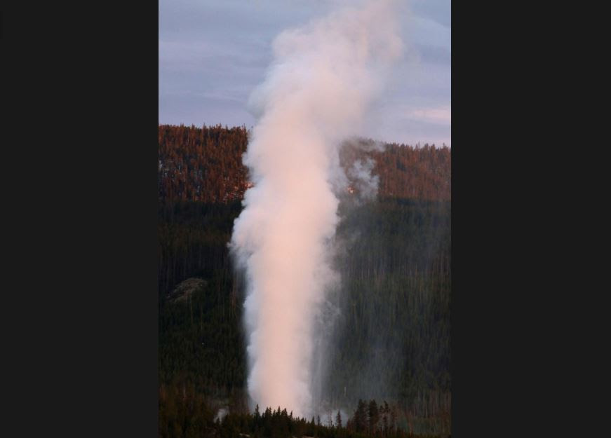 Yellowstone ÎκÏηξη geyser αÏμÏÏλοιο ÏÏ
νεÏίζει να ÏÏάει Ïα αÏÏεία Ïον ÎοÏνιο ÏοÏ
2019, εγγÏαÏή ÎκÏηξη geyser yellowstone steamboat