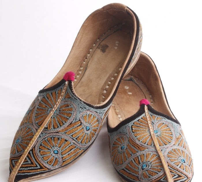 wedding slippers for sarees