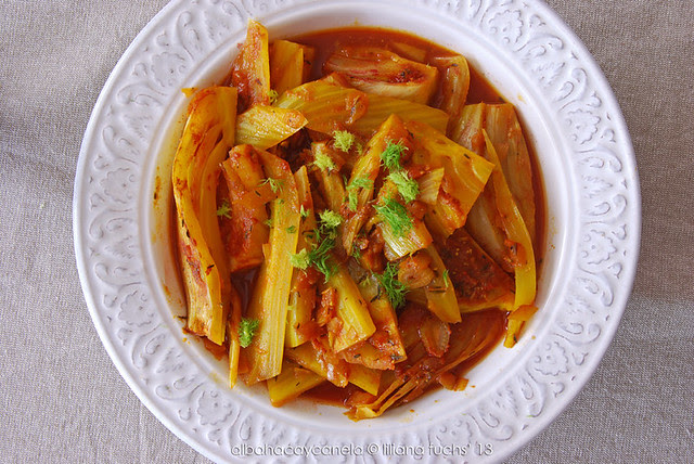 Fennel with safron tomato sauce