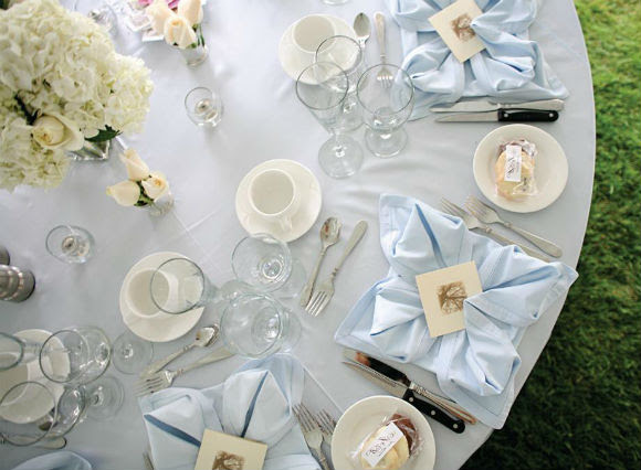 Desain Pernikahan Blue And White Wedding Decor Ideas
