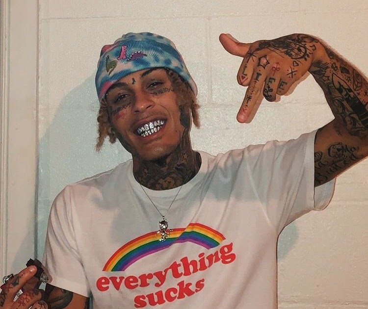 Retro Rapper Pfp / 156 curtidas, 4 comentários - VLONE! (@vlonexgallery