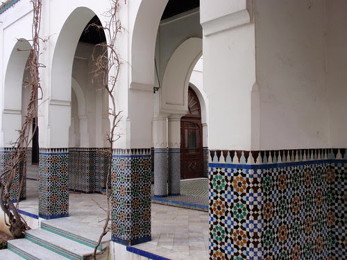 Paris Mosque columns
