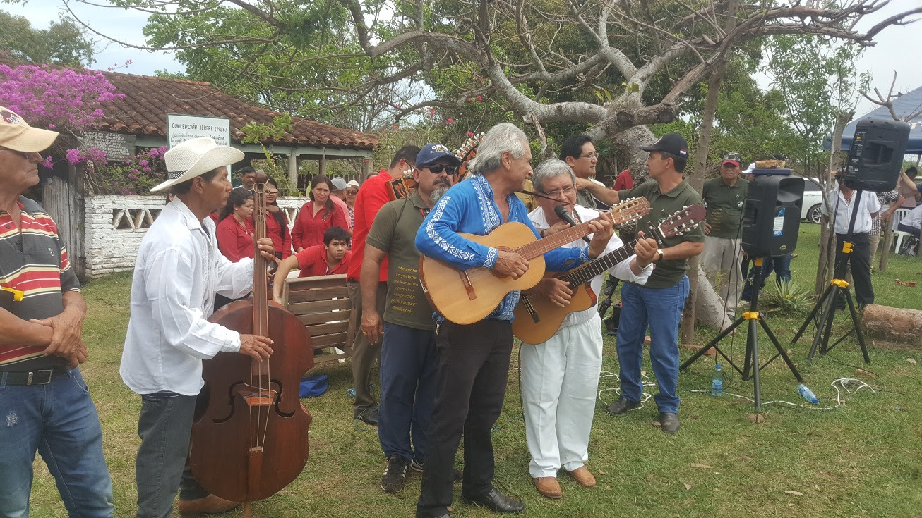 Resultado de imagen para Mil personas recorrieron el trazado del poeta Emiliano concepcion