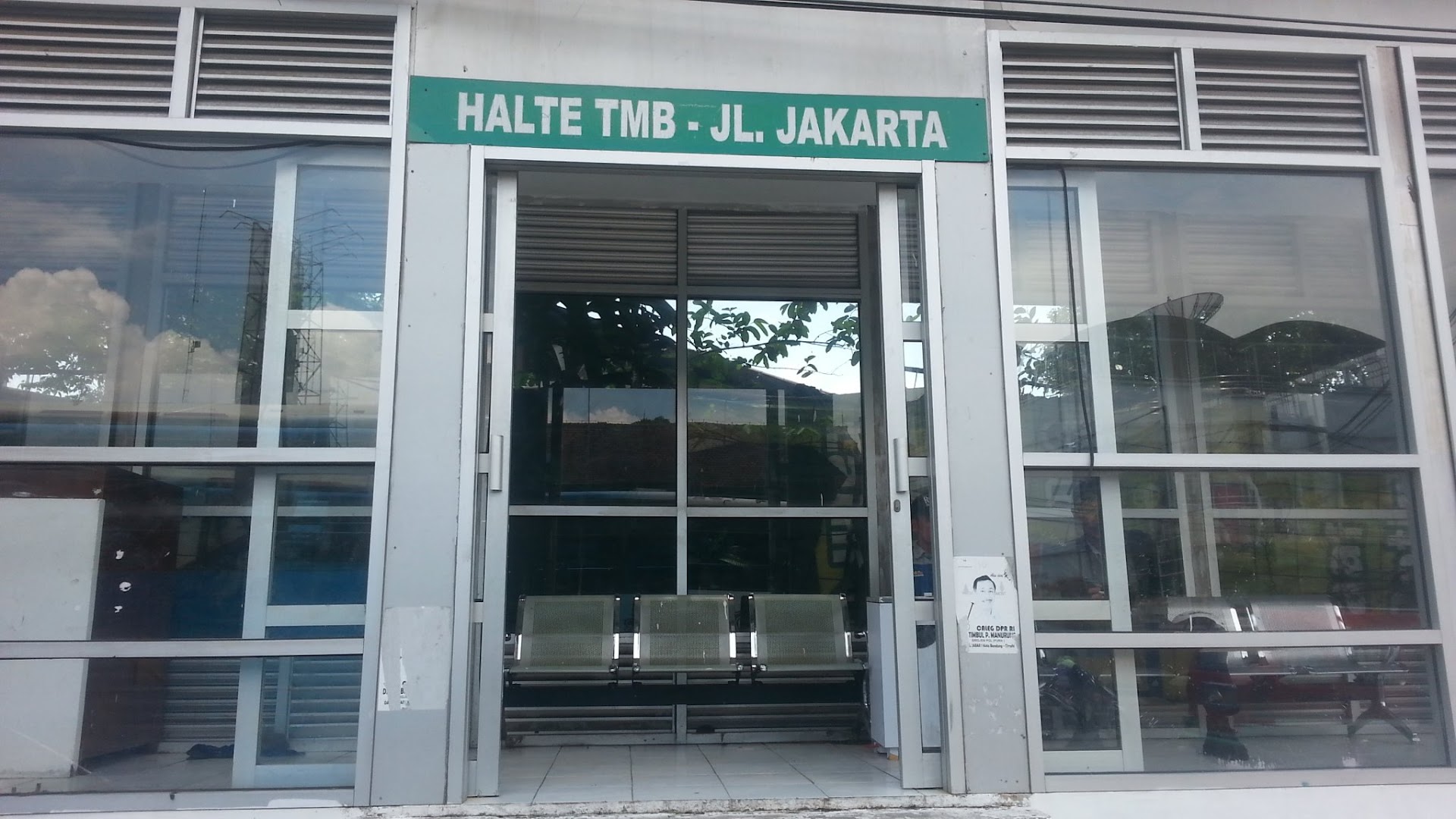 Halte Tmb - Jl. Jakarta Photo