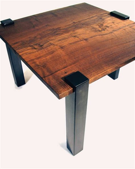 example New Product: Fine Woodworking End Table