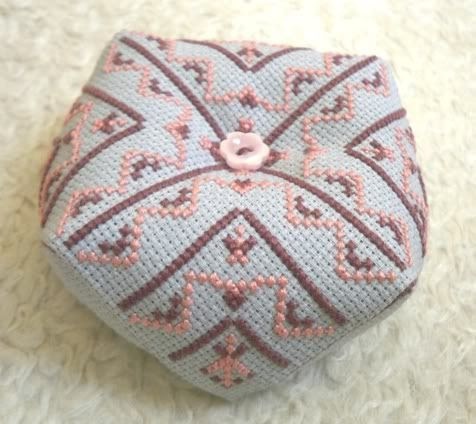 cross_stitch biscornu free