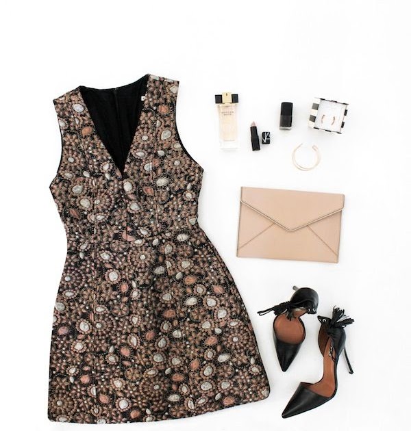 Le Fashion: A Statement Party Dress Look For The Holiday Season