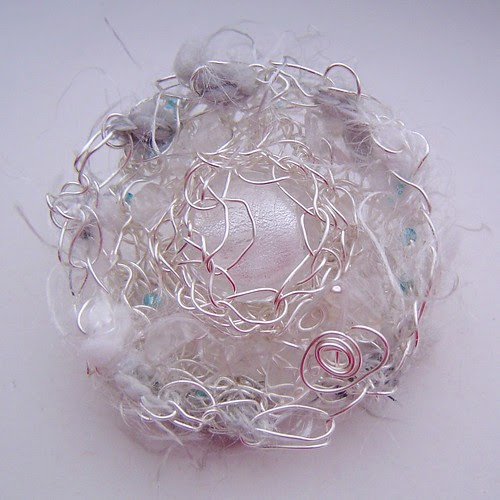 inverno brooch