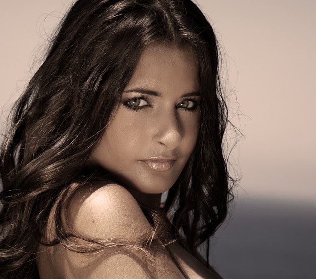 i look best model: Models Malta