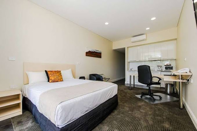 Reviews of Belconnen Way Hotel & Serviced Apartments in Canberra - Hotel