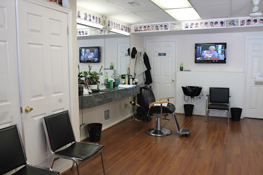 Barber Shop «Cuttin-Up Barber Shop», reviews and photos, 750 N St NW, Washington, DC 20001, USA
