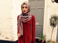 Baju Merah Cabe Cocok Dengan Jilbab Warna Apa