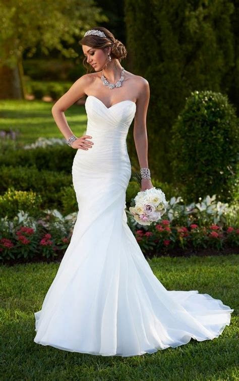 Organza Fit and Flare Corset Wedding Dress Stella york Organza Fit and Flare Corset Wedding Dress Stella york