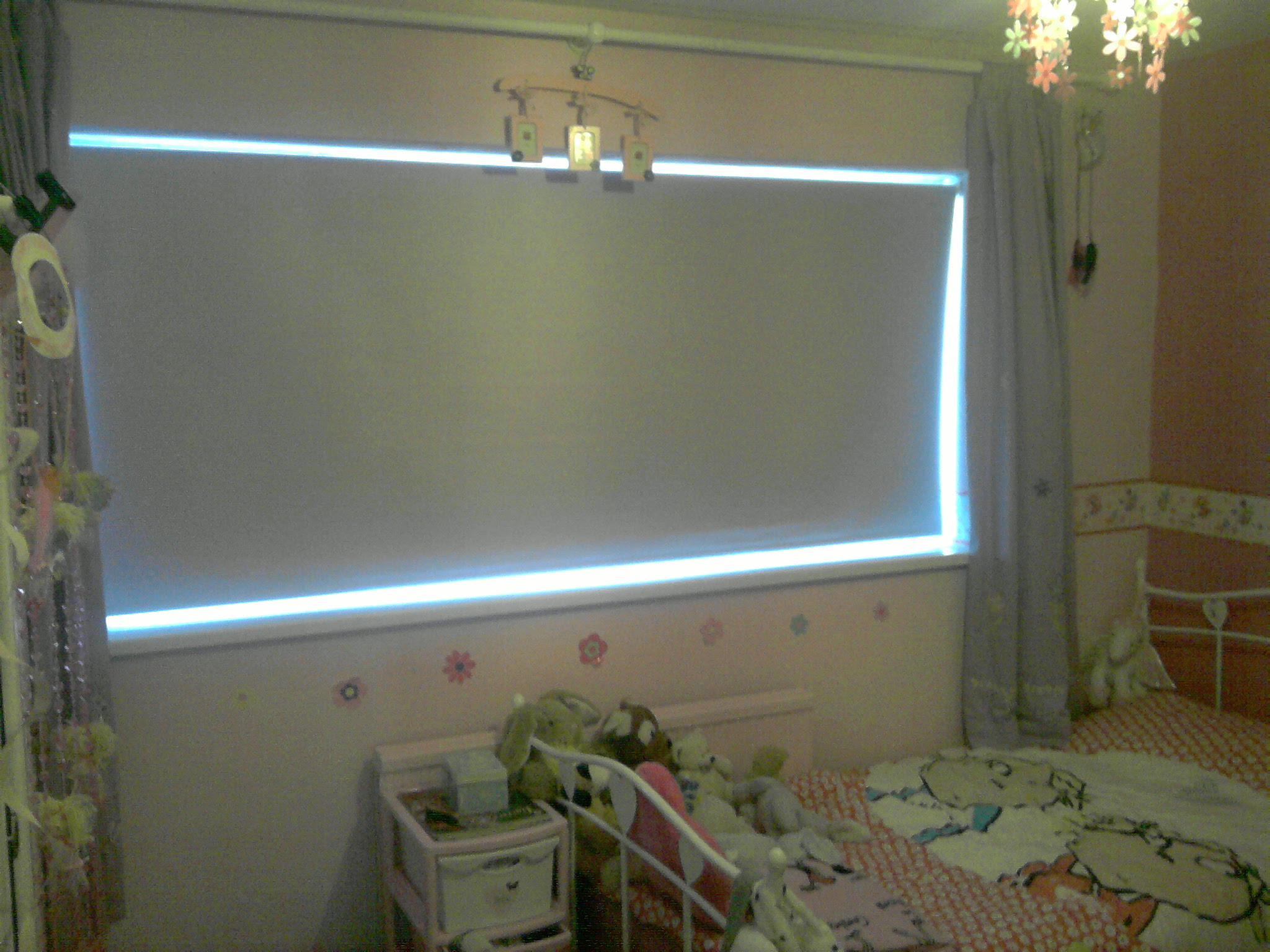 Roller Blinds For Bedroom Windows