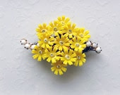 Bright Sunny Yellow Vintage Plastic Flower Rhinestone Cluster Collage Hair Barrette,  Vintage Yellow Flower Hair Accessories - CheshireCatJewelry
