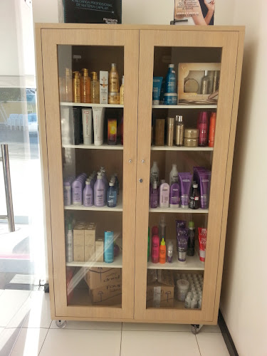 Maison Coiffeur - Cabeleireiro