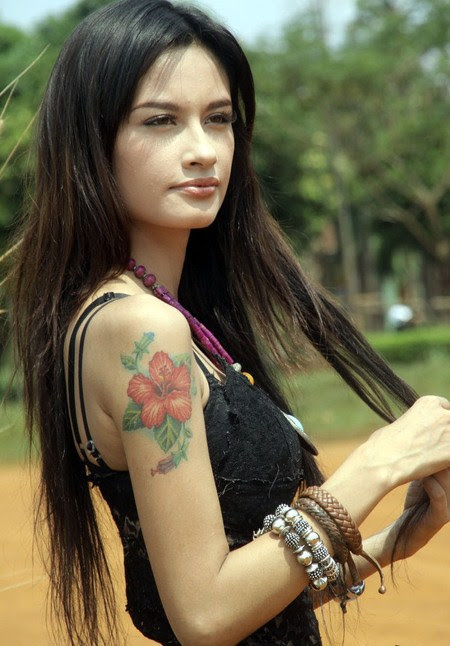 GALLERY MAGAZINE: Rebecca Soejati Reijman Model Hot Indonesia Kelahiran