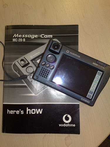 Vodafone Message-Cam MC-20-B manufactured by Casio