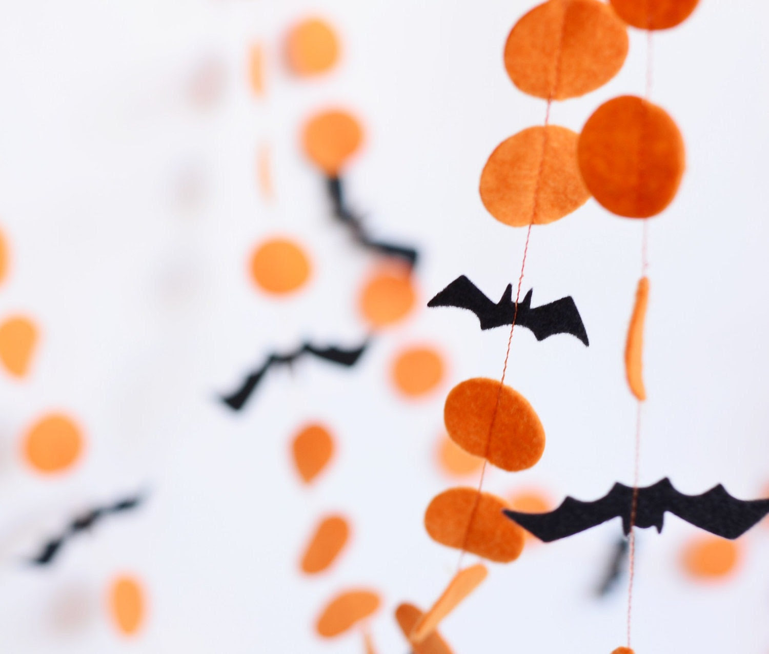 Orange and black Halloween garland, Creepy, Bat garland, Halloween decorations - CoutureByAyca Orange and black Halloween garland, Creepy, Bat garland, Halloween decorations - CoutureByAyca