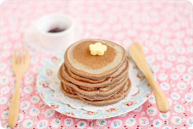 Buckwheat Pancakes そば粉のパンケーキ