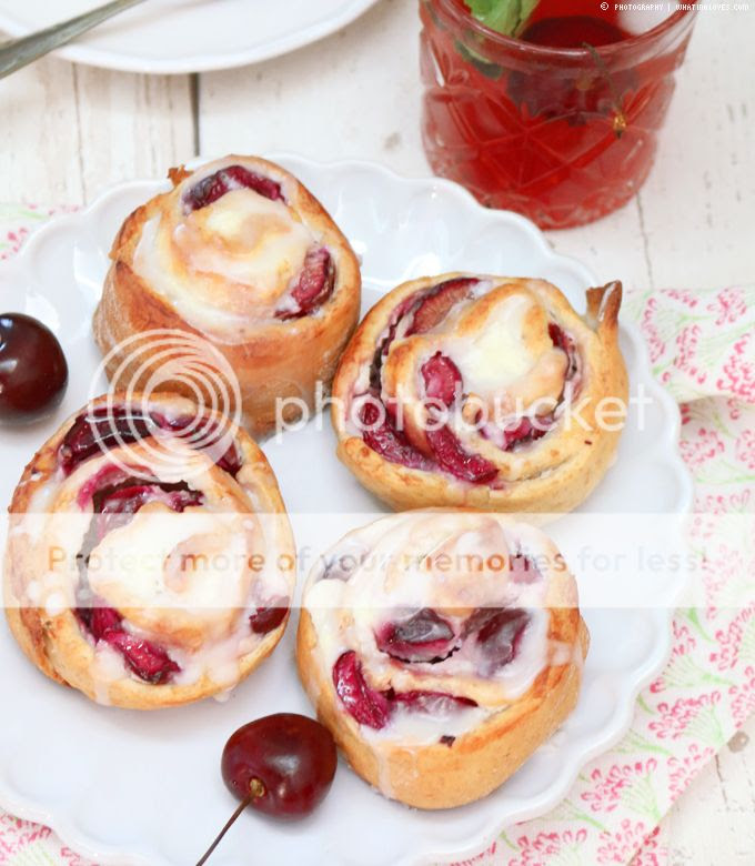 Kirsch-Hefeschnecken | whatinaloves.com Kirschen, Hefeschnecke, Hefeteilchen