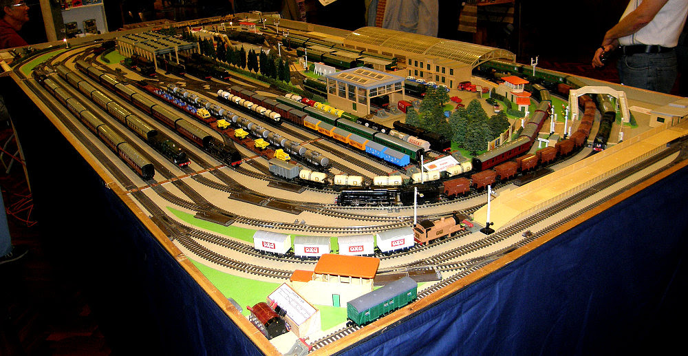 For Free Hornby model train layouts Bistrain