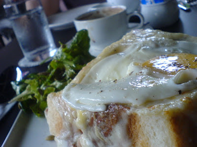 Canelé, croque madame