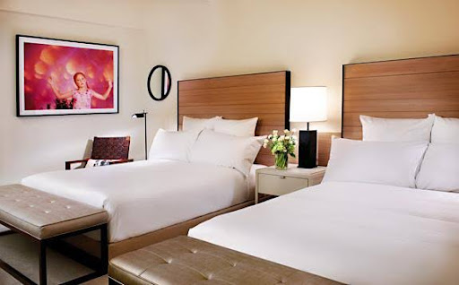 Hotel «21c Museum Hotel Cincinnati», reviews and photos, 609 Walnut St, Cincinnati, OH 45202, USA