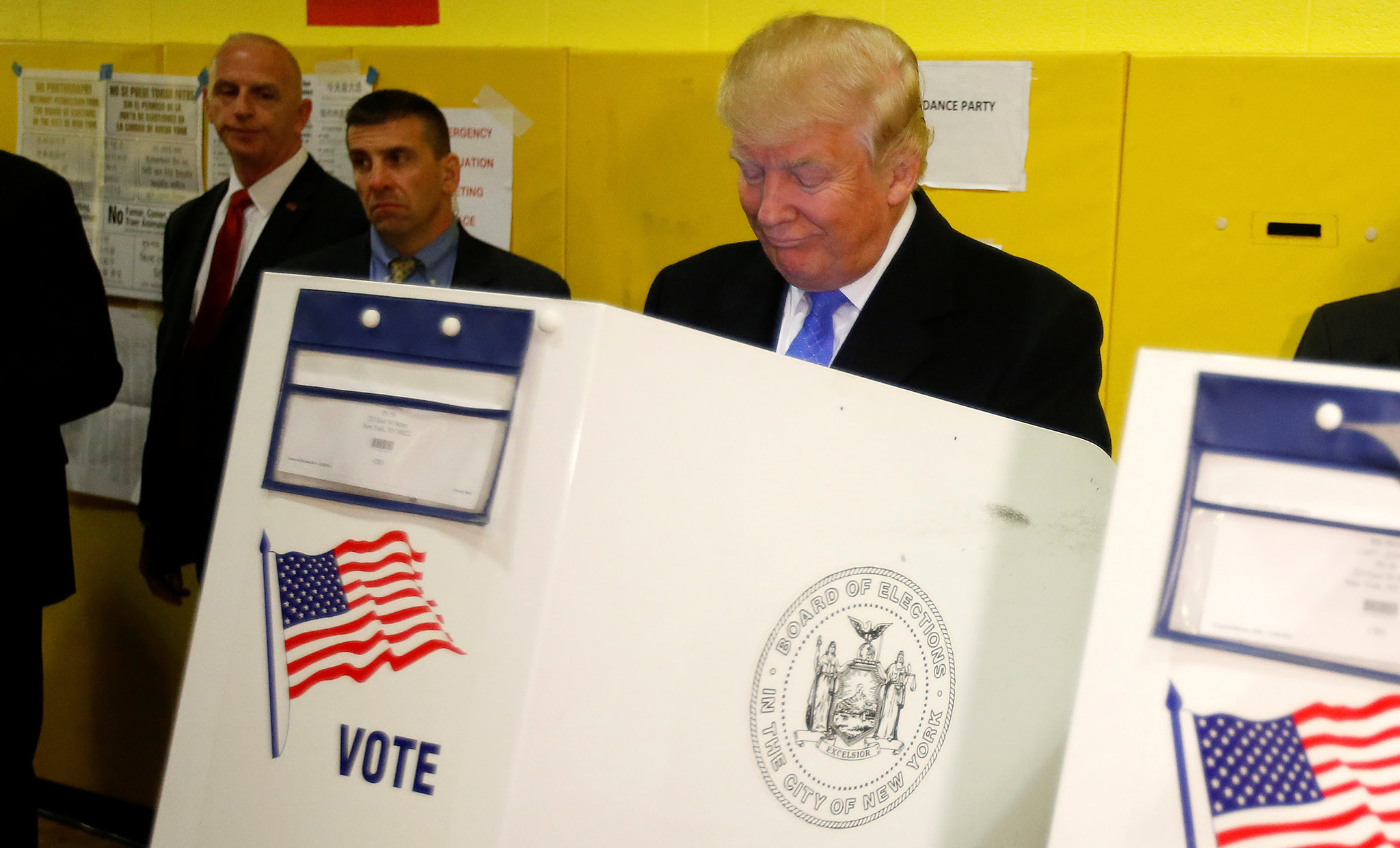 Republican presidential nominee Donald Trump votes at PS 59 in New York, New York, U.S. November 8,  2016.   REUTERS/Carlo Allegri     TPX IMAGES OF THE DAY