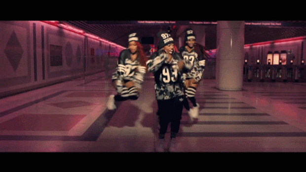 missy-01.gif (620×349)
