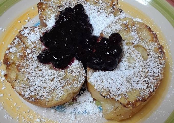 How to Prepare Favorite French Toast with Easy Blueberry Compote