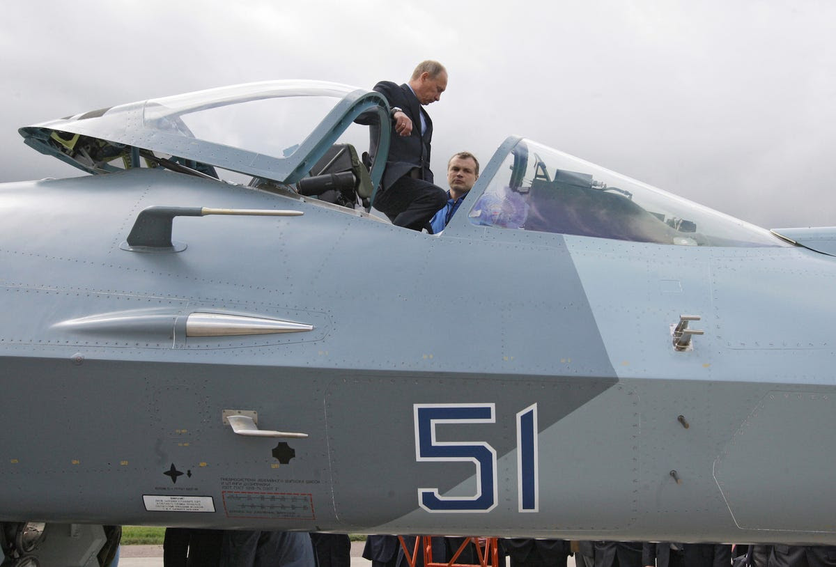 Russian President Vladimir Putin himself even checked out the Su-57 after it first flew.