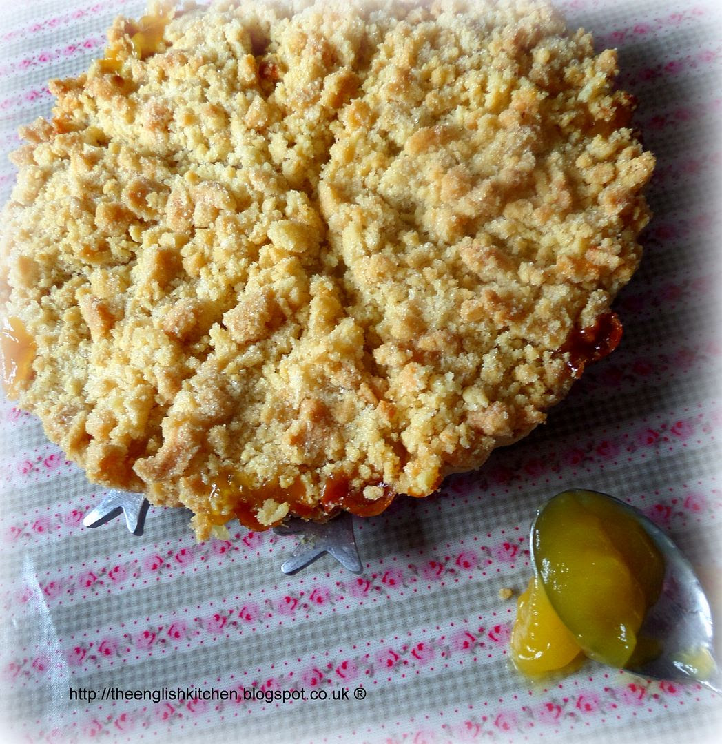Lemon Curd Shortbread Wedges Lemon Curd Shortbread Wedges