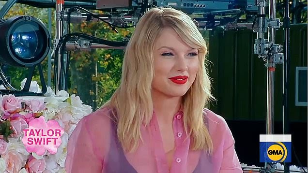 Taylor Swift: Taylor Swift Lover Snow Globe Restock