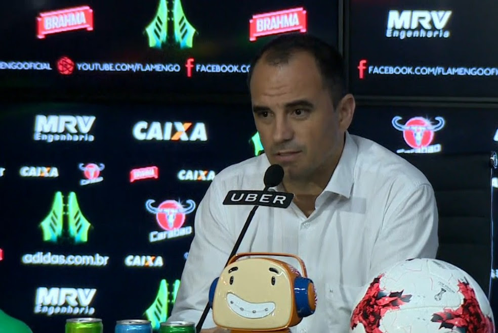 Rodrigo Caetano defendeu o investimento nos estrangeiros (Foto: Reprodução SporTV) Rodrigo Caetano defendeu o investimento nos estrangeiros (Foto: Reprodução SporTV)