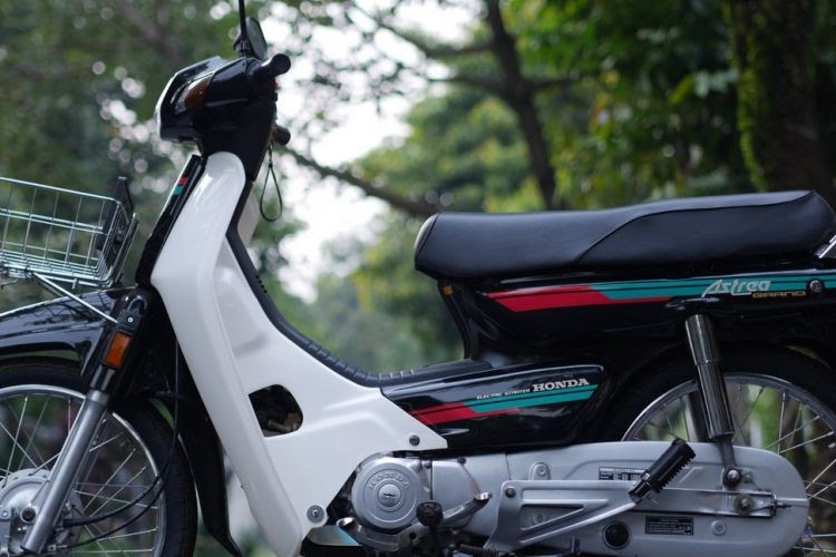 Motor Astrea Kartun : Gambar Kartun Motor Grand | rosaemente.com