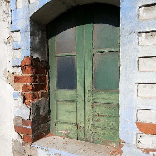 #window #windows #brick #red #green #blue #decay #windows_p by Joaquim Lopes