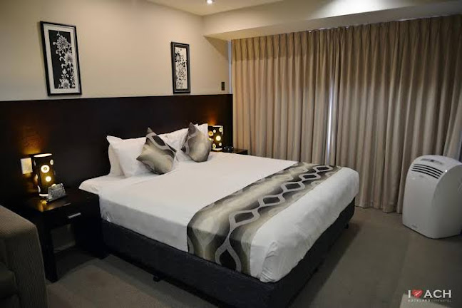 Reviews of Auckland City Hotel in Auckland - Hotel