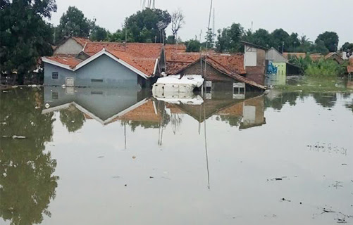 Banjir Di Karawang Genangan Lebih Tinggi