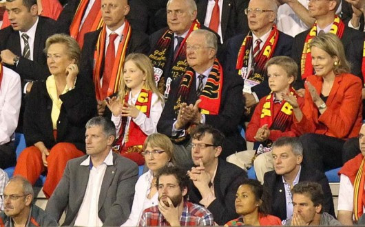 Afficher l’image source Résultat d’images pour diables rouges noblesse et royautés