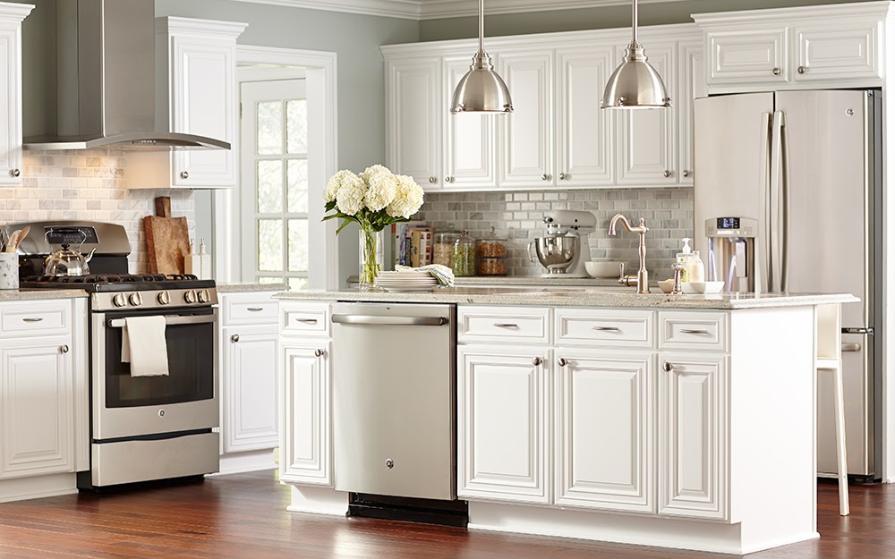 18 Inch Deep Kitchen Cabinets / Home Decorators Collection Newport