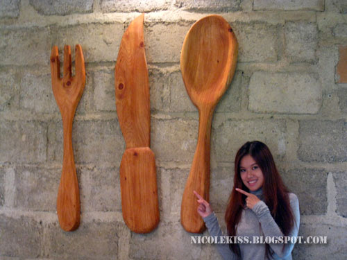 giant wooden cutlery